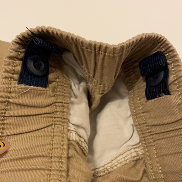 Boy’s khaki pants by The Children’s Place. - Picture 5 of 5
